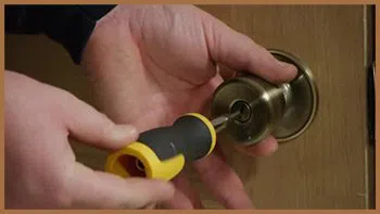 City Locksmith Shop Las Vegas, NV 702-751-7558 - 15-unlock-door