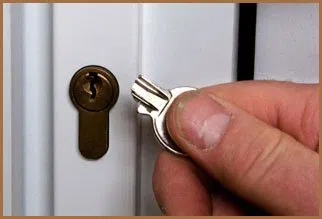 City Locksmith Shop Las Vegas, NV 702-751-7558 - 5-broken-key